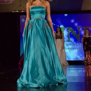 Sherri Hill two piece Gown